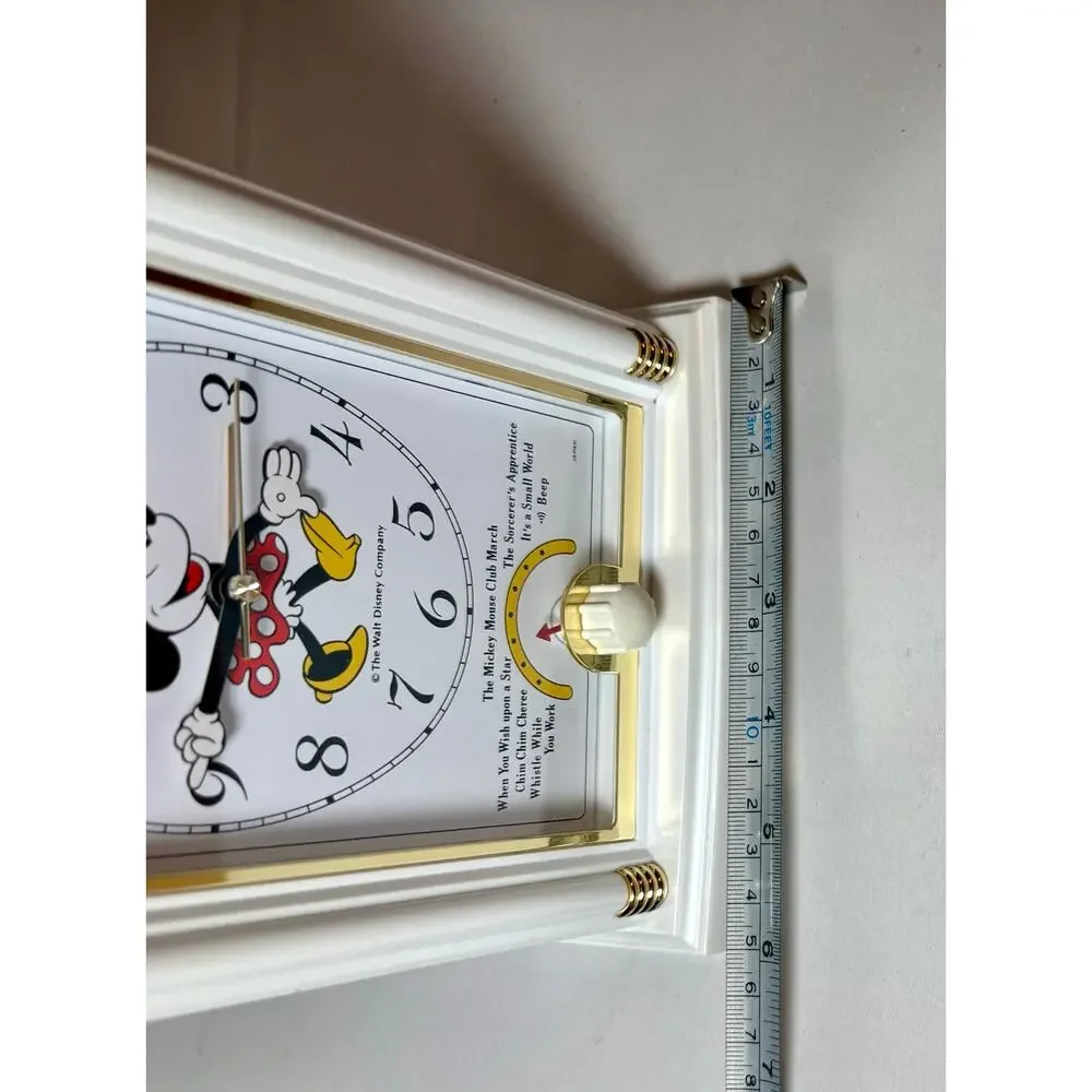 Vintage Seiko Disney Minnie Mouse Musical Alarm Clock QFE120W Cal 34604 Japan